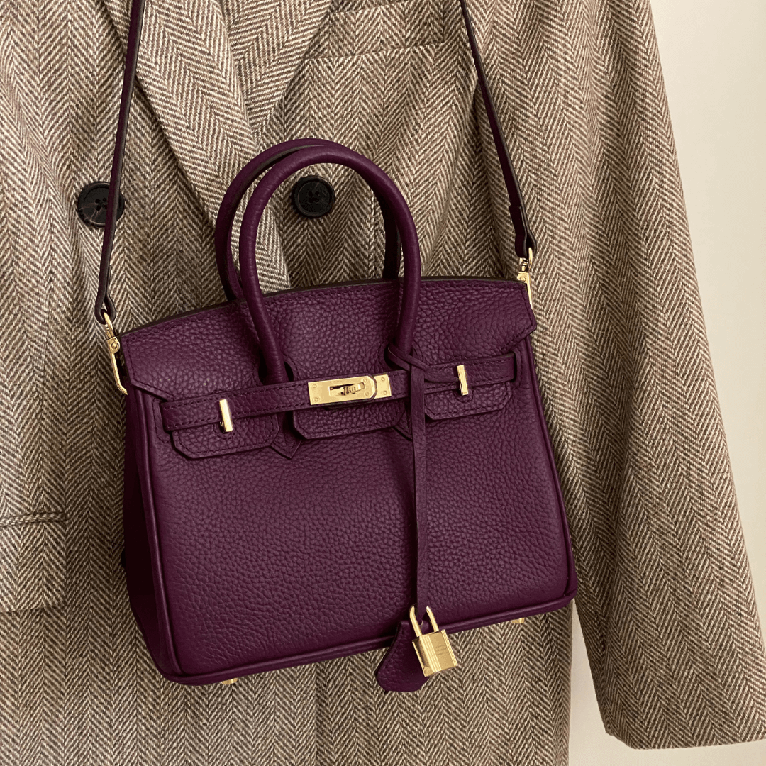 Salomé - Mirabella – Subtiler Luxus-Handtasche aus veganem Leder mit goldenen Details, einfarbig
