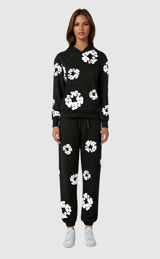 Bequemes Hoodie Set für Frauen mit floralem Muster und lässigem Look