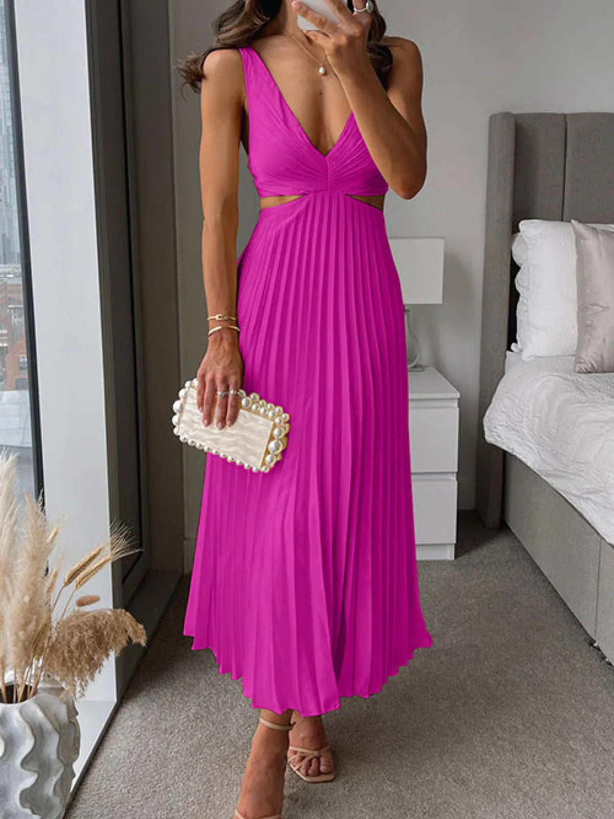 Elegantes Midi Kleid für Damen mit Plissee Rock & Taillenausschnitt – Femininer Sommer Look