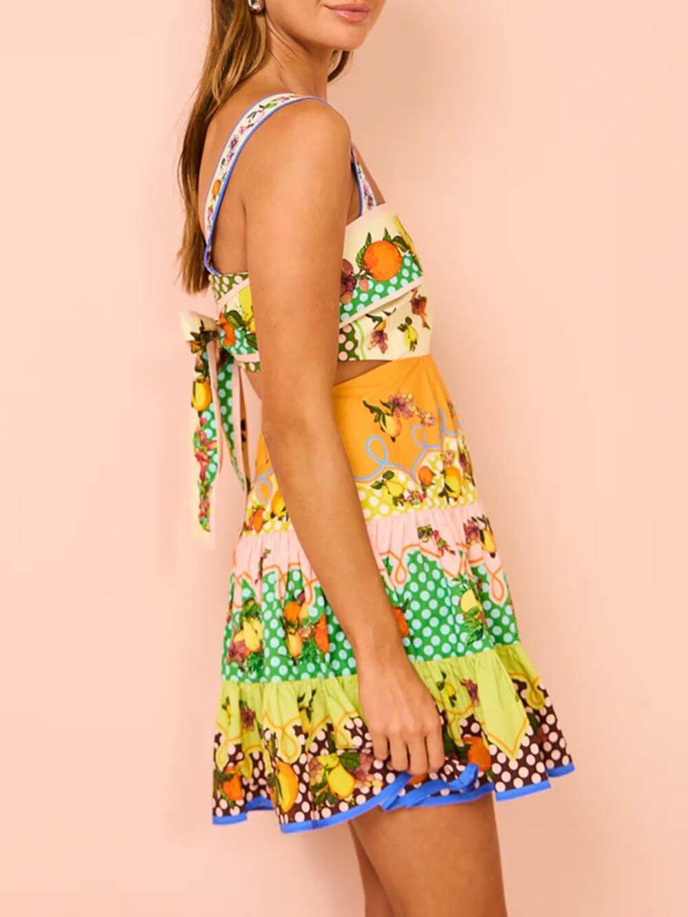 Norielle - Mini-Sommerkleid mit Buntem Blumen- und Fruchtmuster