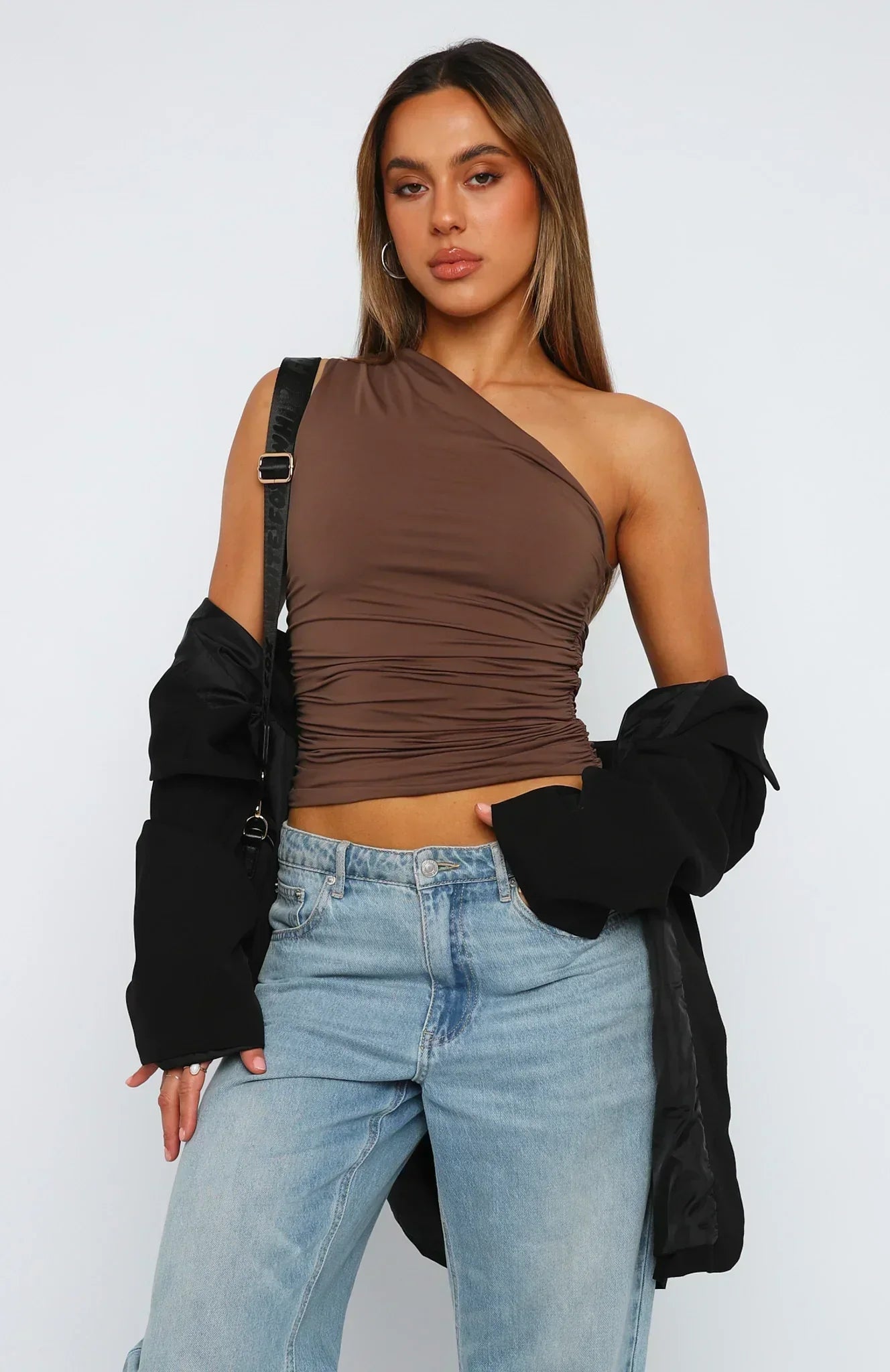 Asymmetrisches One-Shoulder Crop Top – Figurbetont & Elegant für Damen