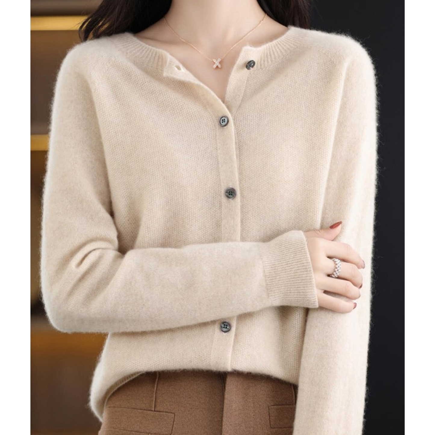 Bérélie - Damen-Cardigan mit Bootsausschnitt aus reiner Merinowolle, Cashmere-Stil, einfarbig