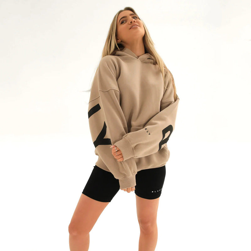 Lovéa - Oversize Kapuzenpullover für Frauen mit auffälligem Textdruck