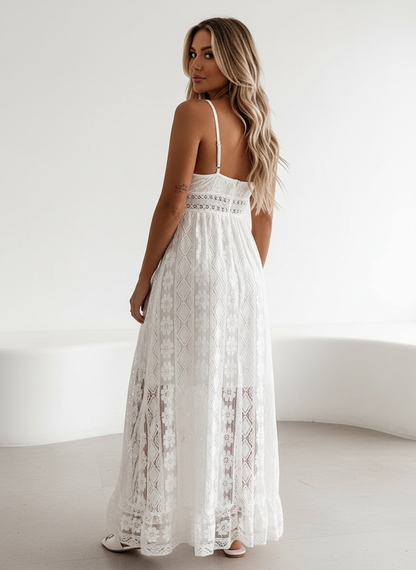 Maëlyne - Unverzichtbar im Sommer | Weibliches Maxi-Kleid aus Spitze in Weiß mit Spaghettiträgern, V-Ausschnitt und Punktemuster-Finish