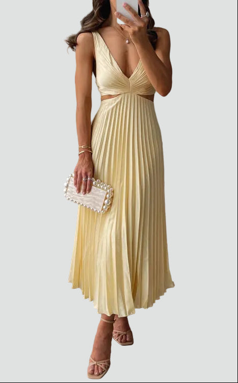 Elegantes Plissee Maxikleid mit Cut-Outs – Feminines Sommerkleid für Damen