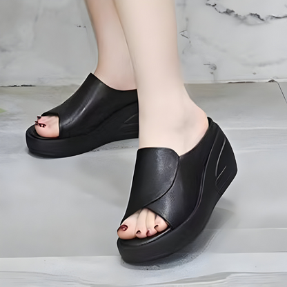 Clara - Elegante und Orthopädische Plateau-Sandalen mit Offener Spitze