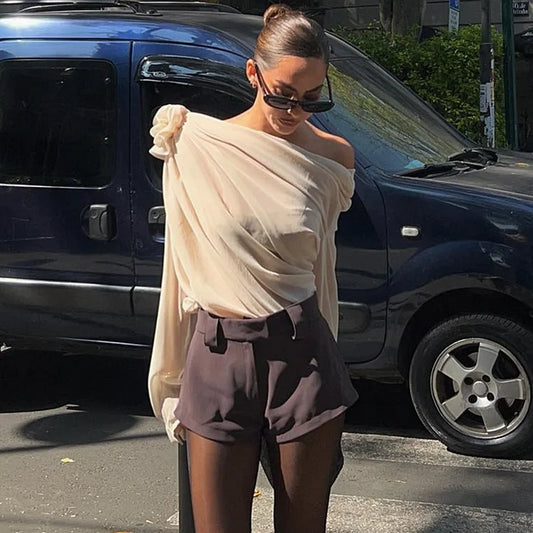 Ondine - Asymmetrisches Chiffon-Top mit langen Ärmeln für den Frühling, mit einer freiliegenden Schulter, für Frauen