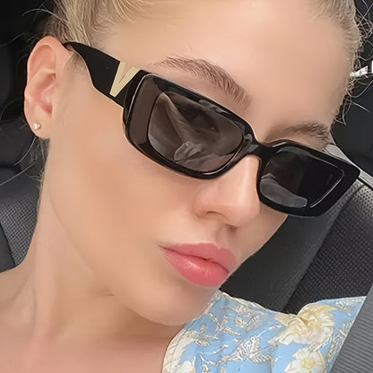 Schmale Retro Sonnenbrille mit UV-Schutz für Damen – Elegante Statement Shades mit Metall-Detail