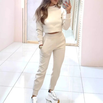 Gaëlle - Bequemes und Elegantes Entspannungsensemble für Frauen, bestehend aus Jogginghose und langärmligem Crop-Top