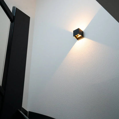 Marzelle - Designer-Wandlampe Cube Kabellos