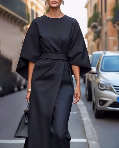Soléïna - Elegantes Midi-Kleid mit Kimonoärmeln, Tailliert für eine weibliche Silhouette