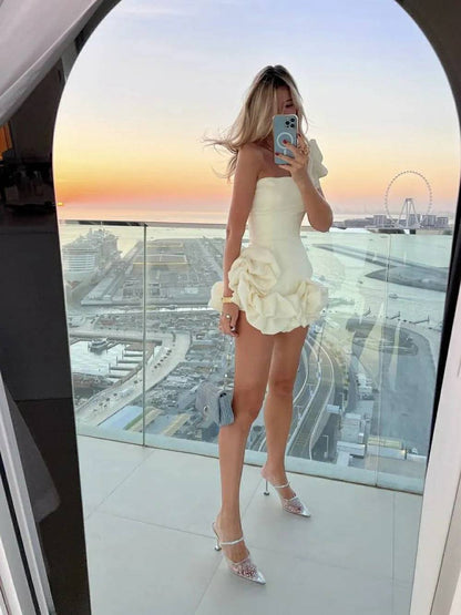 Kaelyne - Einseitiges Bustierkleid mit Rüschensaum
