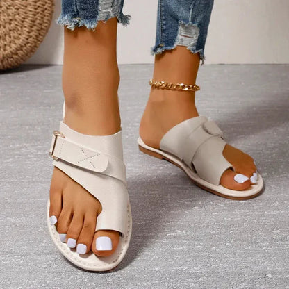 Bequeme Sandalen mit Zehenschlaufe für Damen – Verstellbare Sommerschuhe leicht & stilvoll