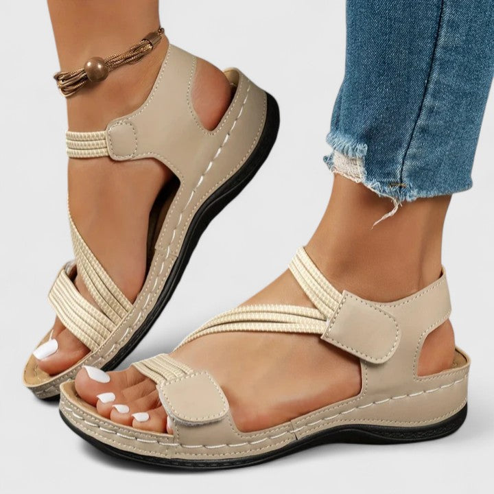 Bequeme Damen Sandalen mit Fußbett – Orthopädischer Komfort für jeden Tag