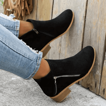 Zélyna - Elegante Niedrige Stiefeletten aus Wildleder für Damen, Frühling, mit Reißverschluss und Kleinem Absatz, Einfarbig