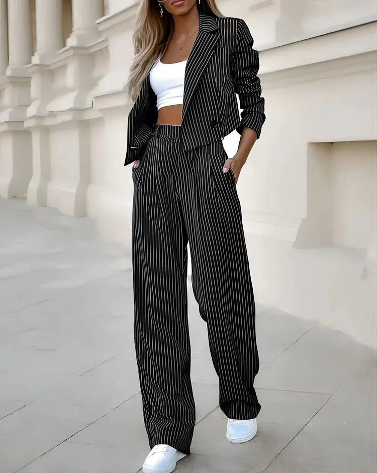 Énaly - Zweiteiliges Business Casual Ensemble Elegant mit Streifen, bestehend aus einem Blazer und einer Hochtaillierten Hose
