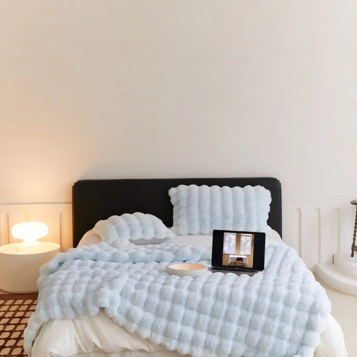 CosyFluff - Die unverzichtbare warme und atmungsaktive Fleece-Decke