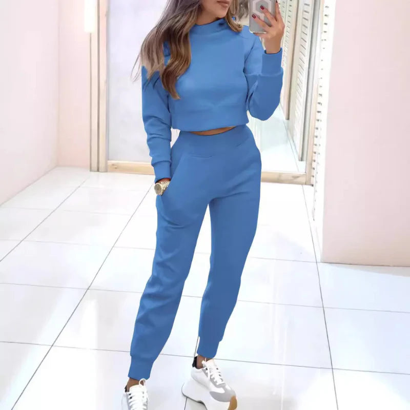 Gaëlle - Bequemes und Elegantes Entspannungsensemble für Frauen, bestehend aus Jogginghose und langärmligem Crop-Top