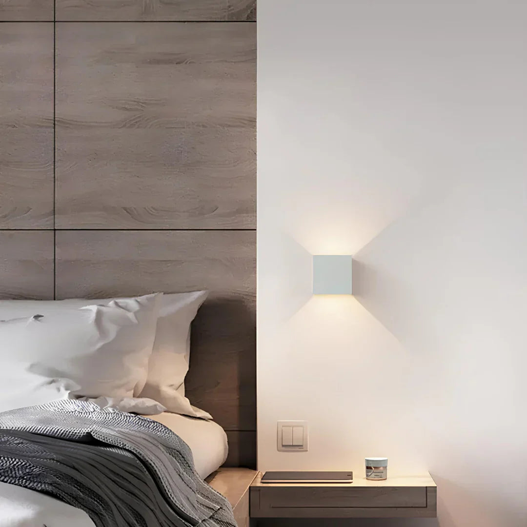 Marzelle - Designer-Wandlampe Cube Kabellos