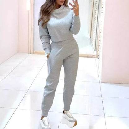 Gaëlle - Bequemes und Elegantes Entspannungsensemble für Frauen, bestehend aus Jogginghose und langärmligem Crop-Top