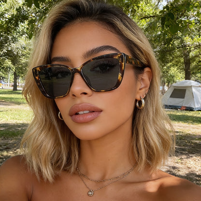 Cat-Eye Sonnenbrille UV400 mit breitem Rahmen für Damen – Klassische Oversize Shades