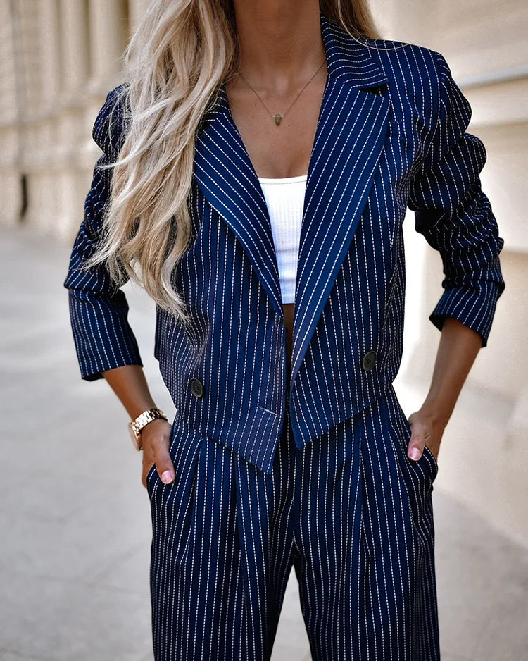 Énaly - Zweiteiliges Business Casual Ensemble Elegant mit Streifen, bestehend aus einem Blazer und einer Hochtaillierten Hose