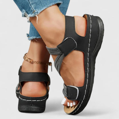 Bequeme Damen Sandalen mit Fußbett – Orthopädischer Komfort für jeden Tag