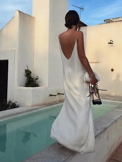 Nathalie - Maxikleid aus glänzendem Weiß, unverzichtbar, elegant und bequem, mit seitlichem Schlitz und V-Ausschnitt – Ideal für den Urlaub