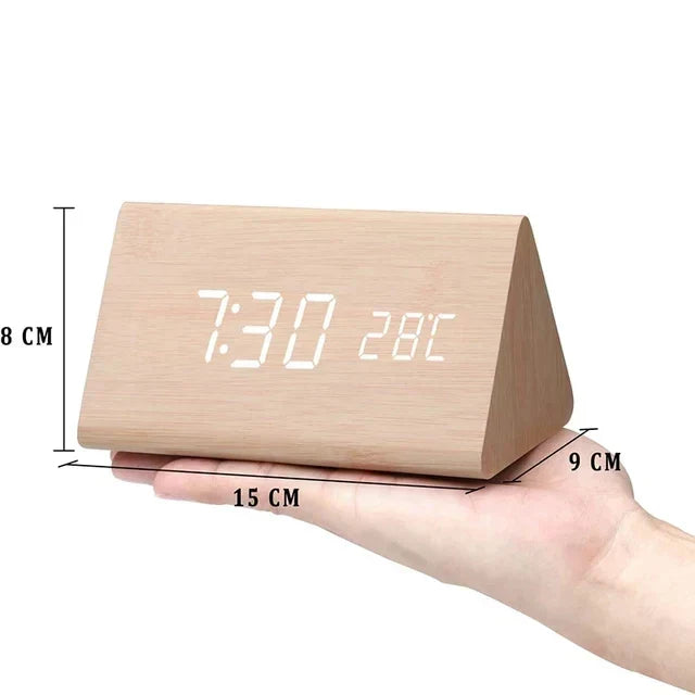BoisSage - Wecker aus echtem Holzblock – WoodWatch – LED-Anzeige – Sprachsteuerung