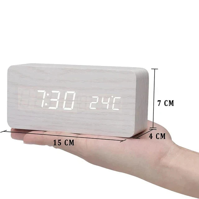 BoisSage - Wecker aus echtem Holzblock – WoodWatch – LED-Anzeige – Sprachsteuerung