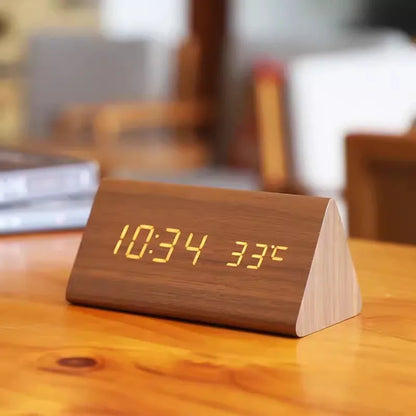 BoisSage - Wecker aus echtem Holzblock – WoodWatch – LED-Anzeige – Sprachsteuerung