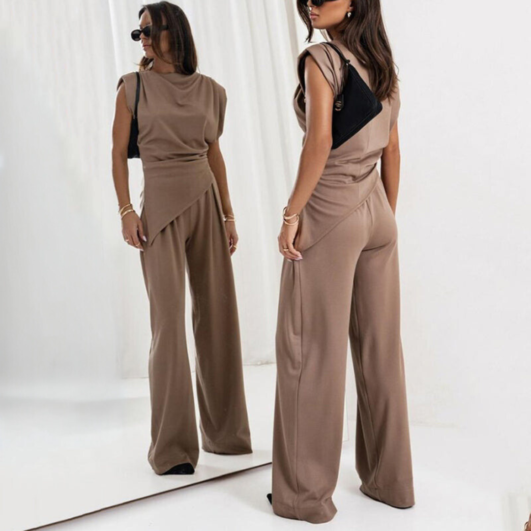 Eleganter Zweiteiler mit weitem Bein & Drapiertem Top – Stilvoller Jumpsuit Look für Damen