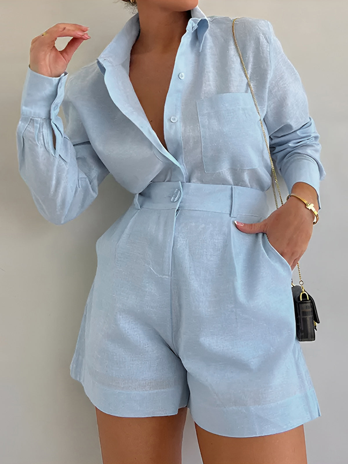 Eleganter Leinen-Overall mit Hemdkragen für Damen – Lockerer Kurzarm Jumpsuit mit High-Waist Shorts