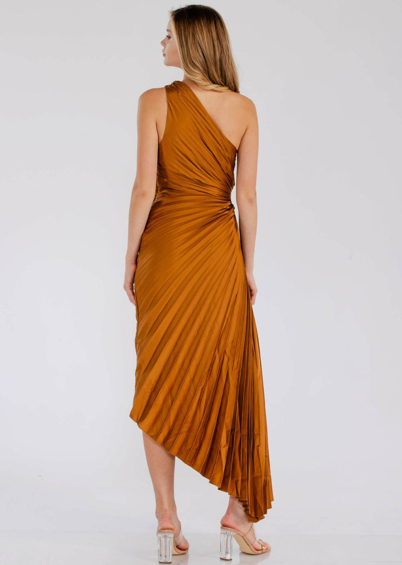Féline - Plissiertes Sommerkleid mit einem Schulterdesign im Göttinnenstil und seitlichem Schlitz