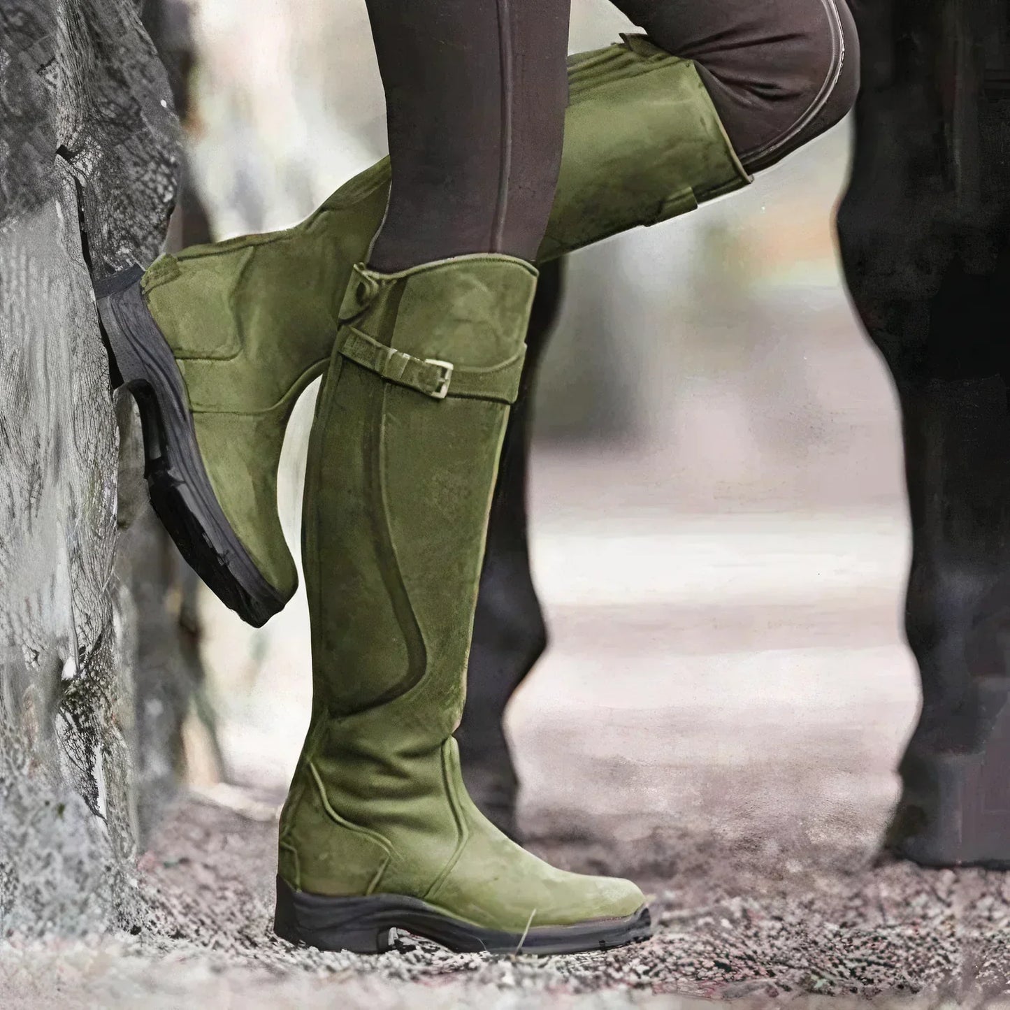 Ilsa - Modische, wasserdichte Stiefel mit Schnallen unter dem Knie