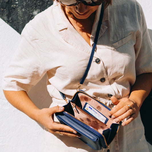 Amarise - Schultertasche für Telefon Geldbörse "Immer Jung"