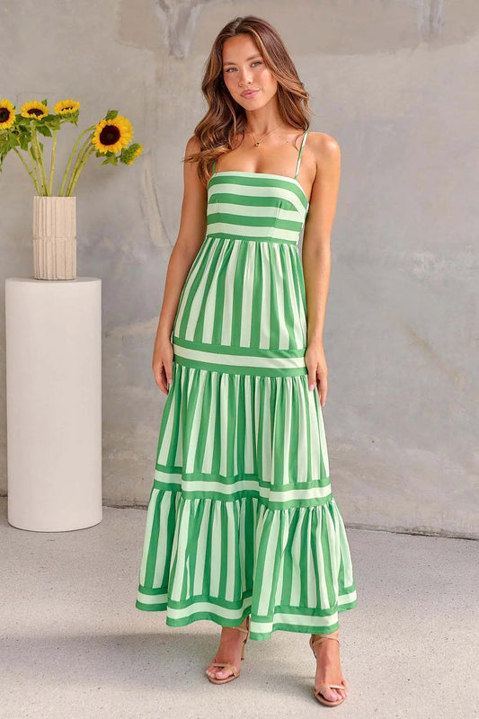Lisea - Langes, Weites Kleid mit Fröhlichen Streifen für Frühling und Sommer, mit Feinen Spaghetti-Trägern