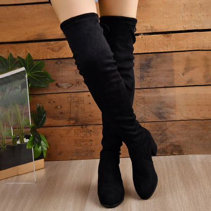 Éliarande - Schwarze Overknee-Stiefel aus Wildleder mit Schleife und Blockabsatz