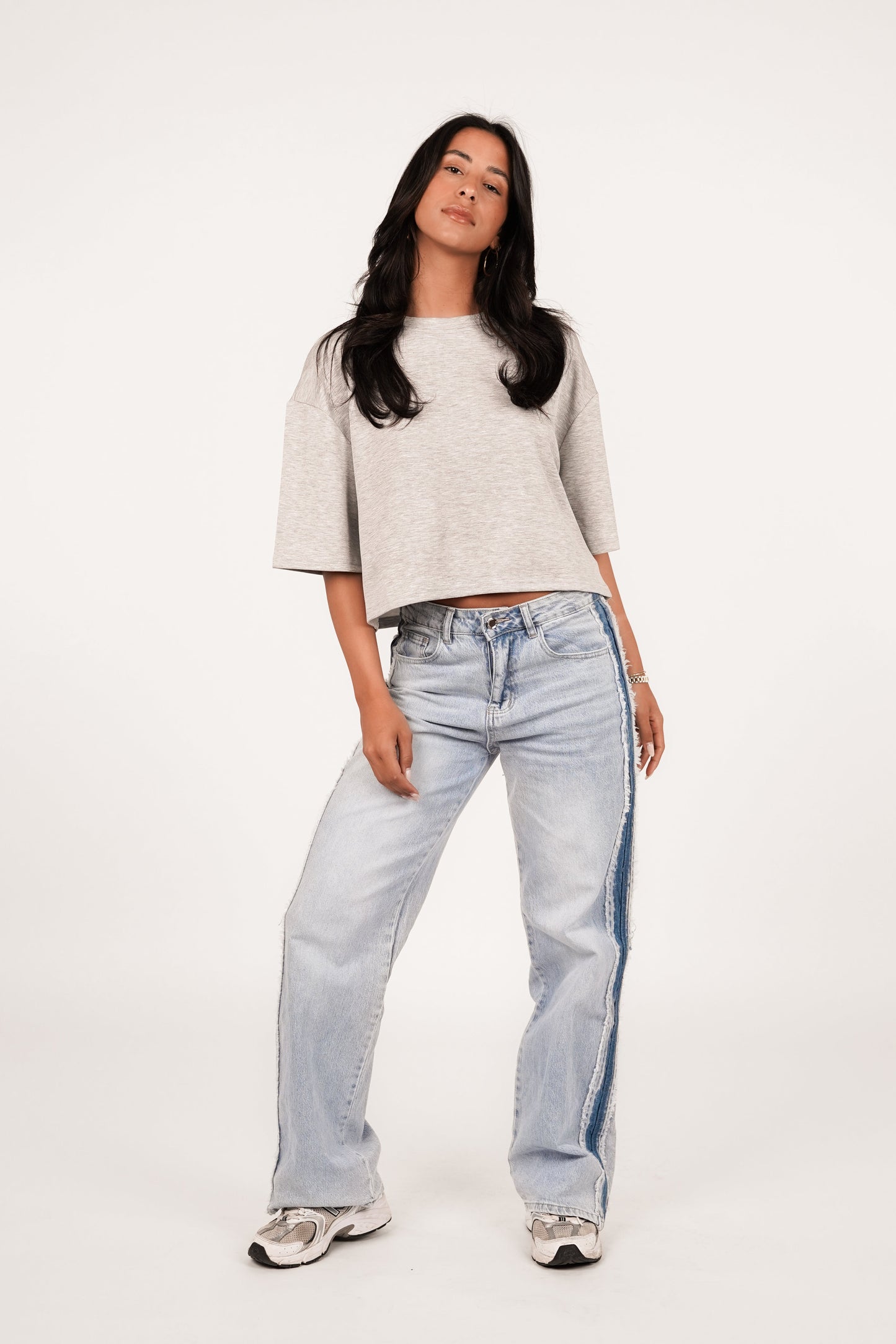 Caliréa - Jeans mit geradem Schnitt und dunkelblauem Seitenstreifen für einen längeren Bein-Effekt