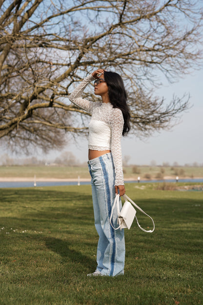 Caliréa - Jeans mit geradem Schnitt und dunkelblauem Seitenstreifen für einen längeren Bein-Effekt
