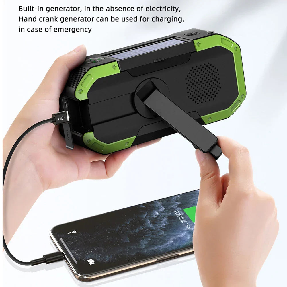 SolariPro - Tragbares Notfallradio AM/FM mit Solar-Handkurbel, LED, wiederaufladbarem Akku 5000mAh/10000mAh, Leselampe und Taschenlampe, SOS-Alarm