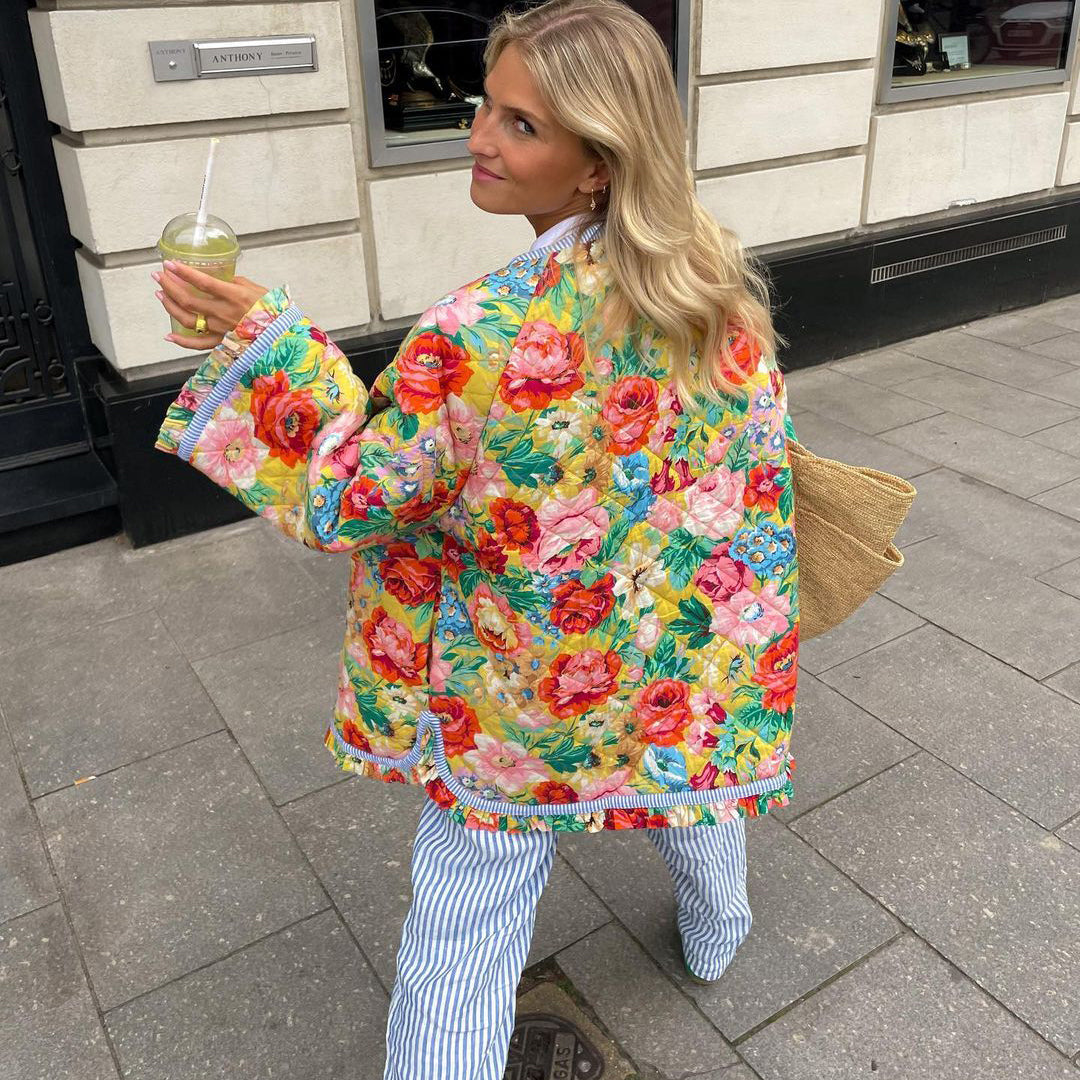 Honorine - Bequeme Steppjacke mit künstlerischem Druckmuster