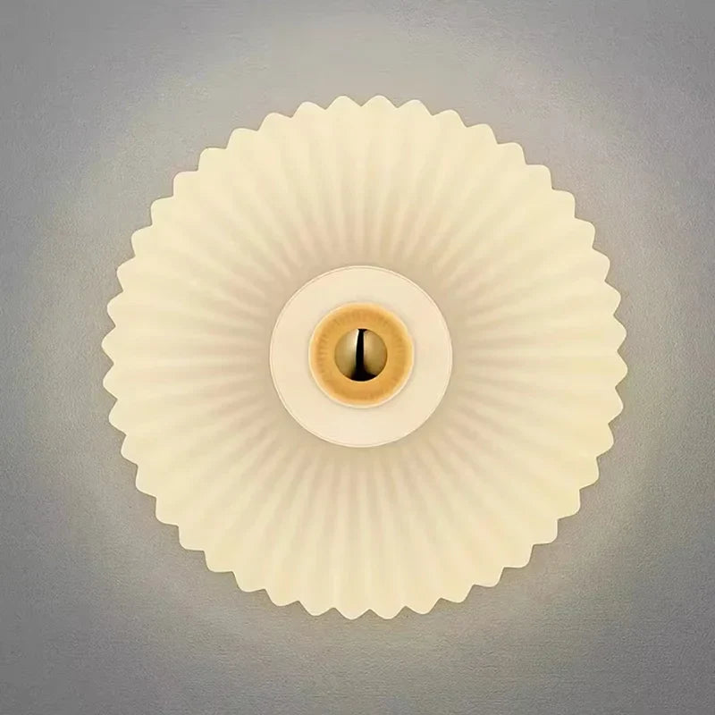 Rétrolume - Retro Wandleuchte aus modernem LED-Glas