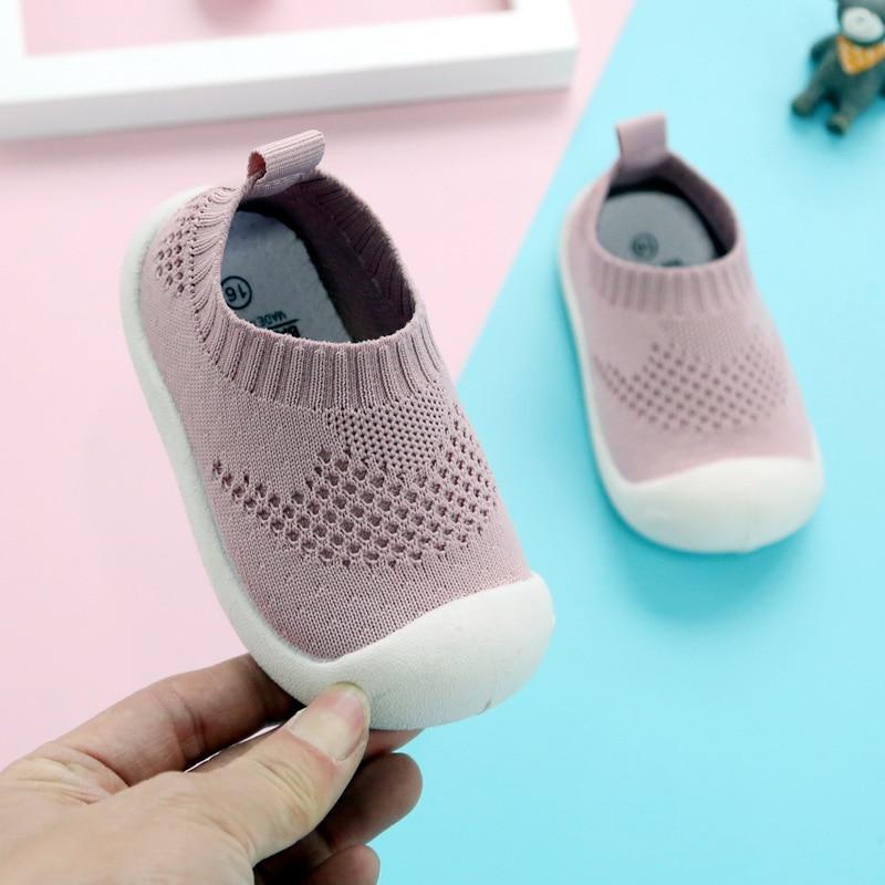 Émile - Atmungsaktive und Rutschfeste Babyschuhe