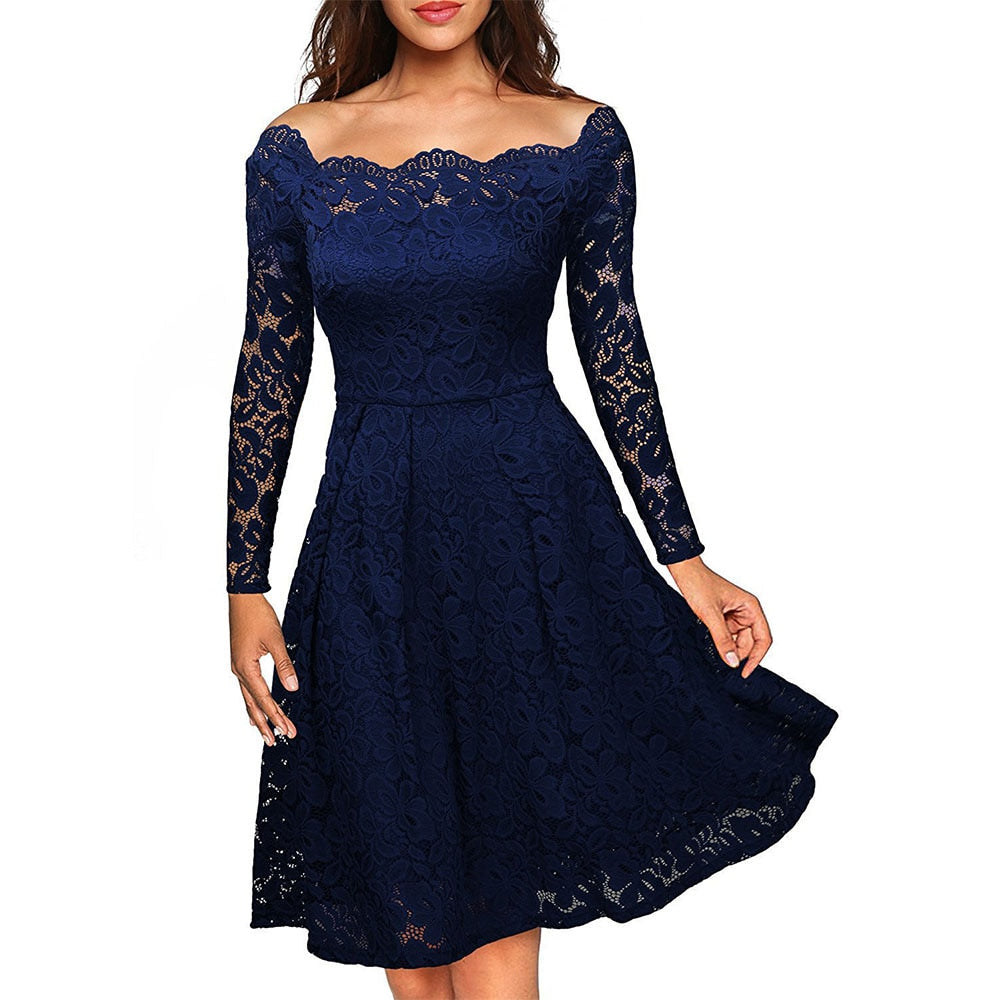 Luminelle - Langärmliges Kleid mit Spitzenkragen und schulterfreien Ärmeln