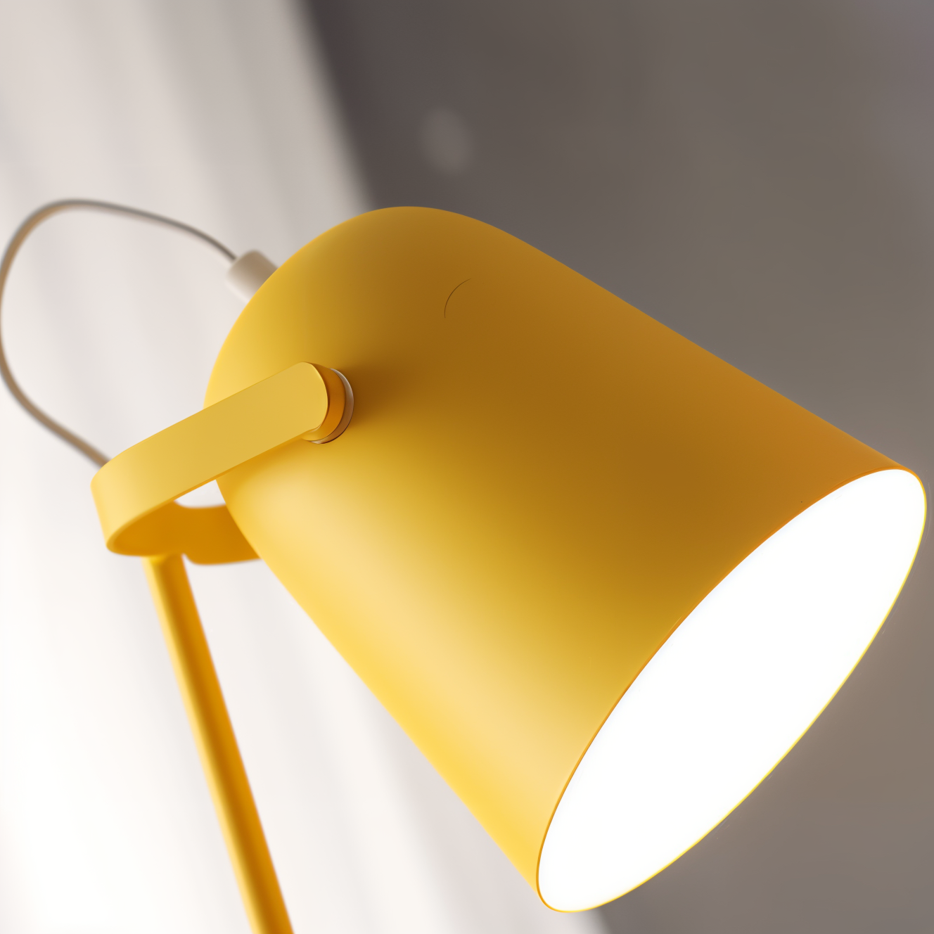 Lumicaron - Verstellbare Tischlampe im Macaron-Design