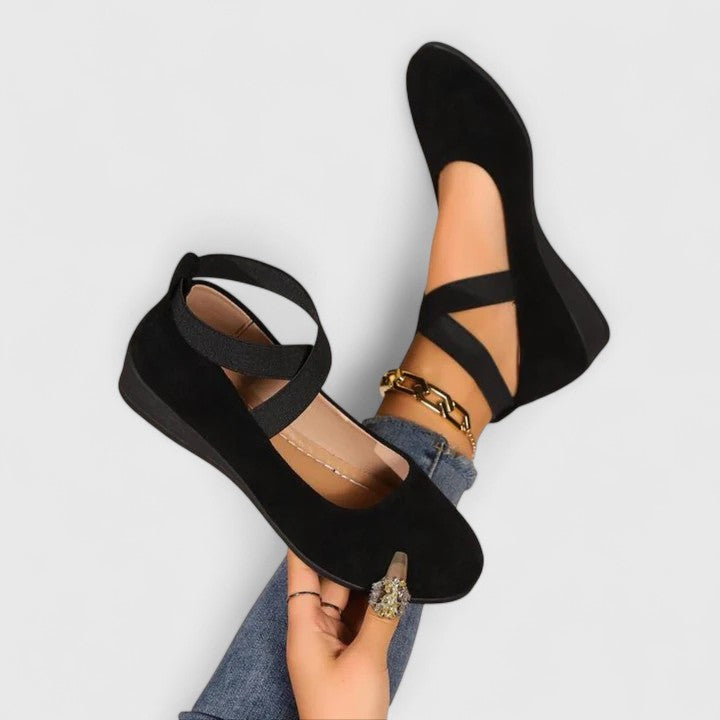 Elegante Ballerinas mit Kreuzriemen für Damen – Bequeme Keilabsatz Schuhe für Alltag & Freizeit