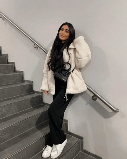 Béatrice - Unverzichtbare Teddy-Midseason-Jacke, Köstlich Weich, Bequem, Elegant und Warm, mit Reißverschluss und Stehkragen