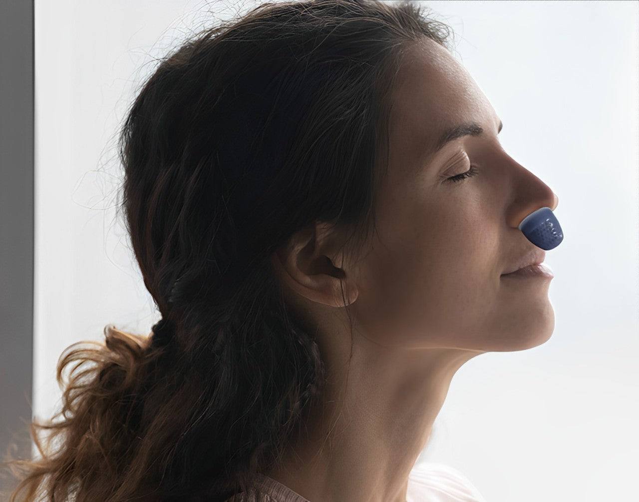 Mikro-CPAP-Gerät gegen Schlafapnoe - Tragbares, maskenfreies Anti-Schnarchgerät, hellgrün und leise