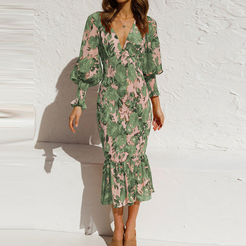 Elegantes Midikleid mit floralem Print für Damen – Figurbetontes Sommerkleid mit V-Ausschnitt & Volant-Saum